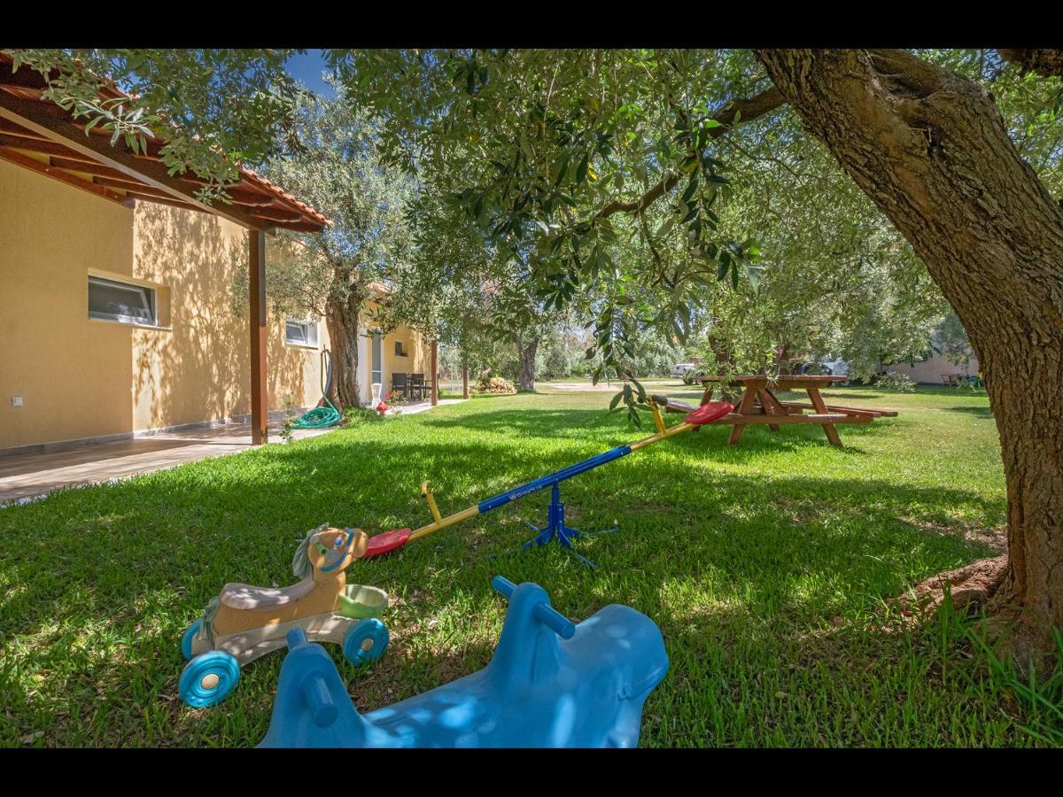 Villa Rania Skala Rachoni  Exteriör bild