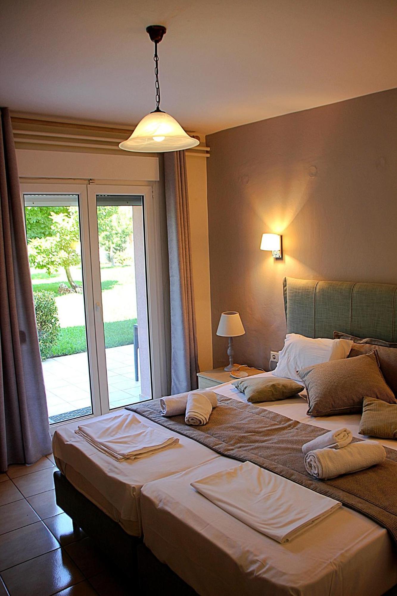 Villa Rania Skala Rachoni  Exteriör bild